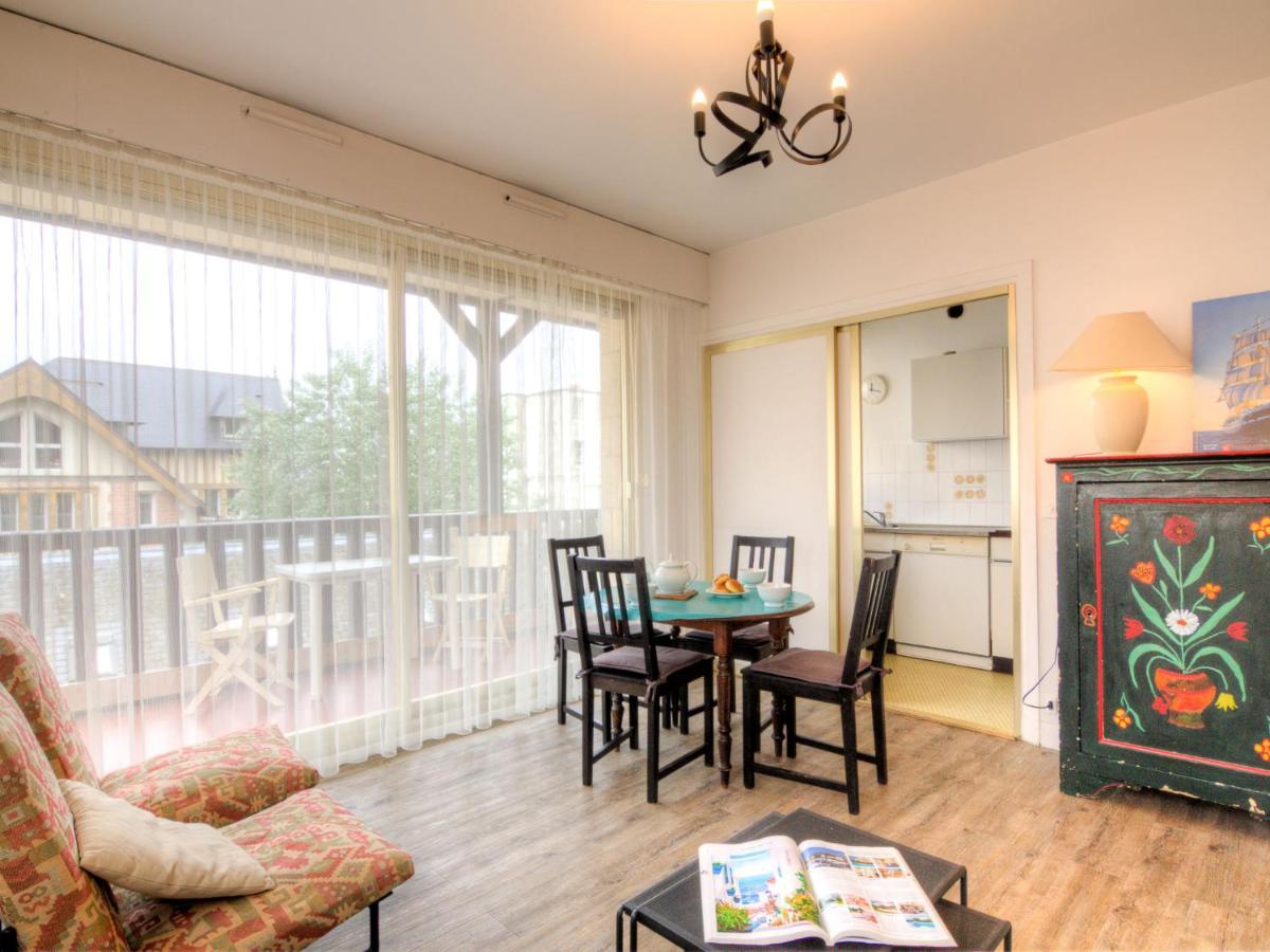 Apartment Castel Guermante By Interhome โดวีลล์ ภายนอก รูปภาพ