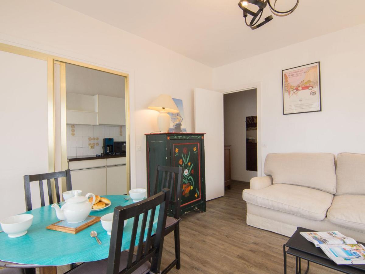 Apartment Castel Guermante By Interhome โดวีลล์ ภายนอก รูปภาพ